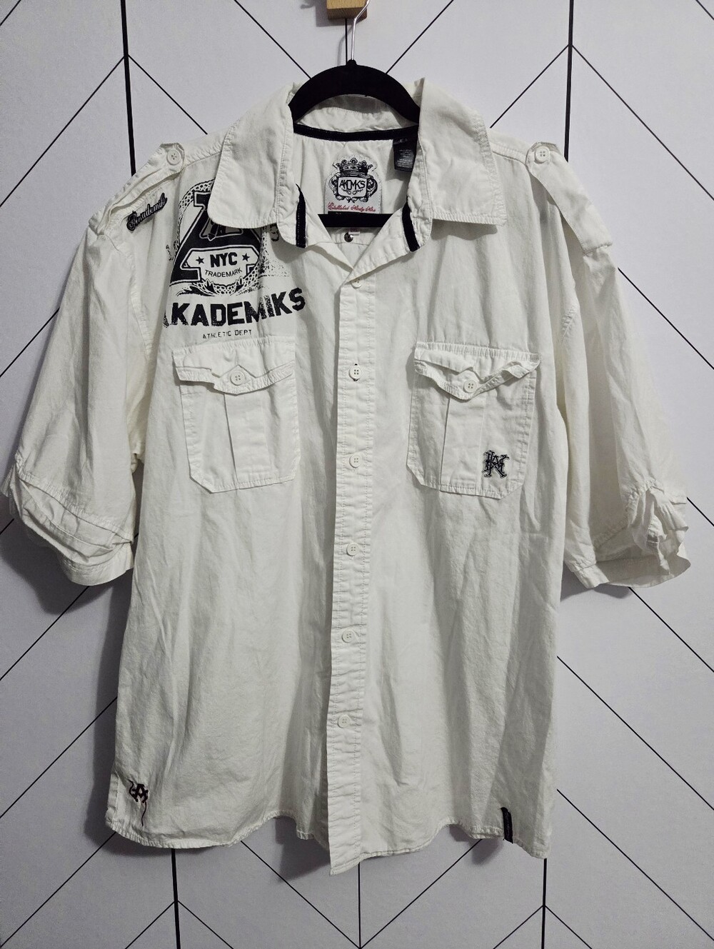 VTG Akademiks Graphic Button Up Shirt White Y2K Streetwear Hip Hop, Men's 2XL